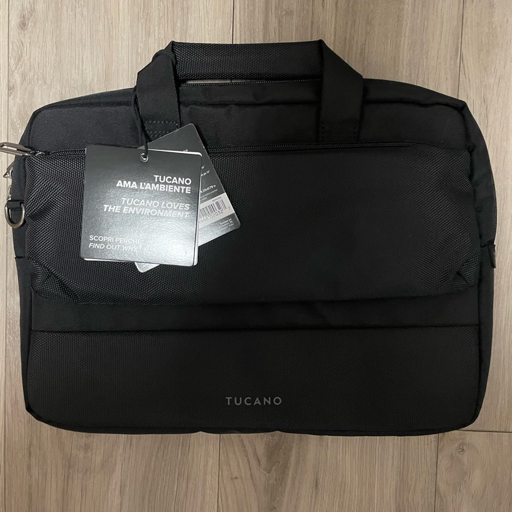 Tucano Dritta Slim Laptop Bag - 12”x17”x2.8” Inch Black NWT